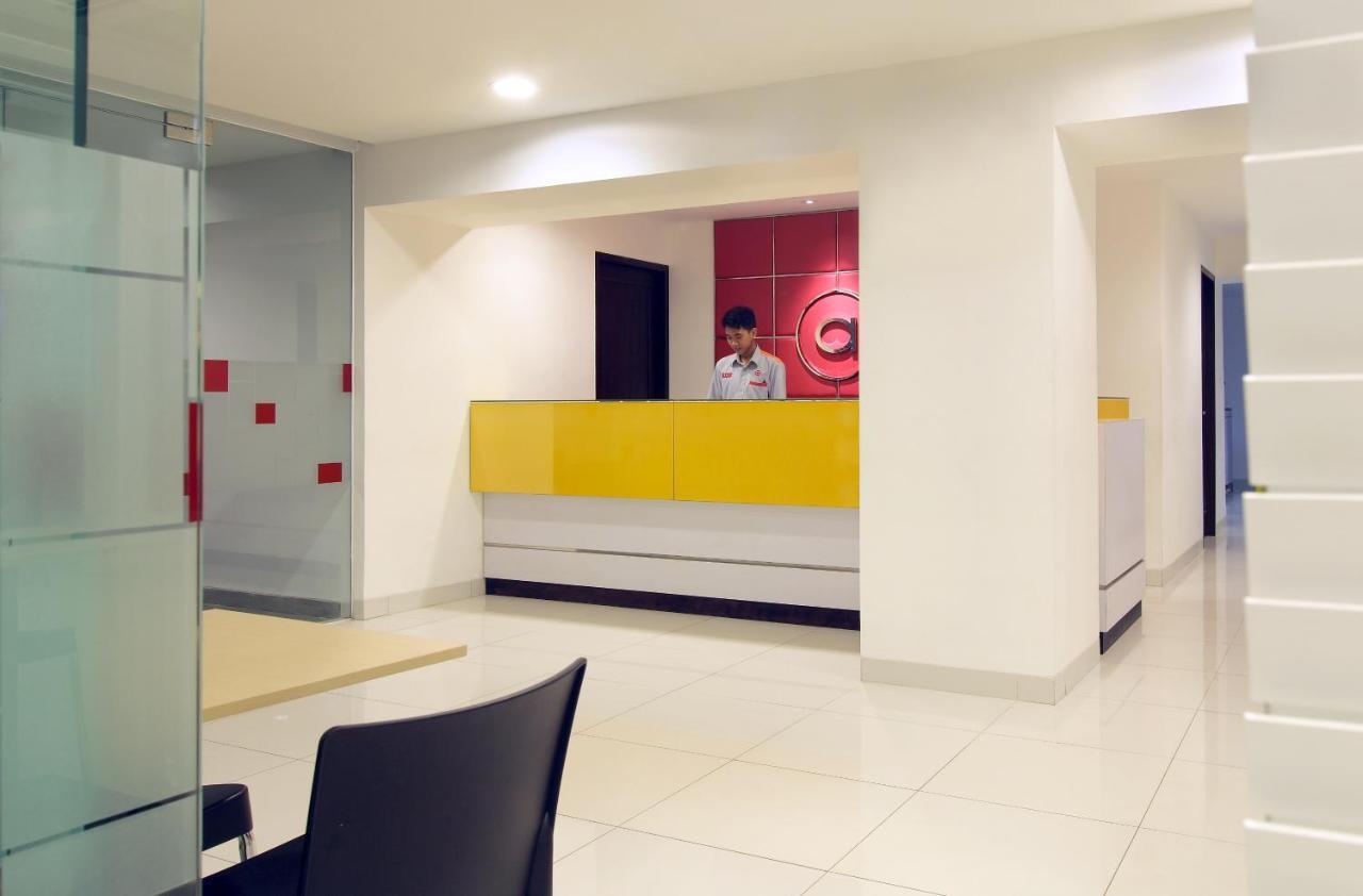 Amaris Hotel Mangga Besar Джакарта Экстерьер фото