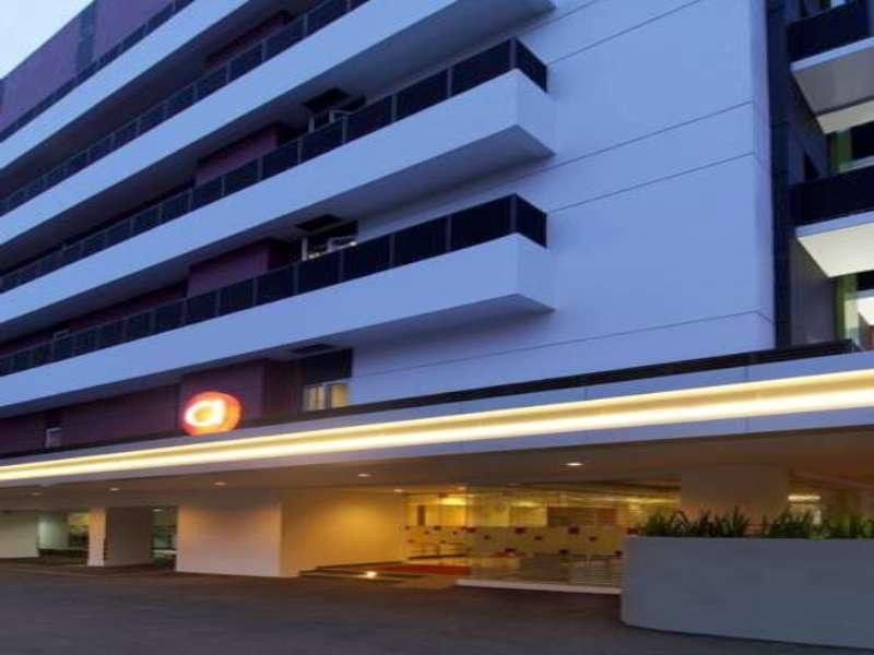 Amaris Hotel Mangga Besar Джакарта Экстерьер фото